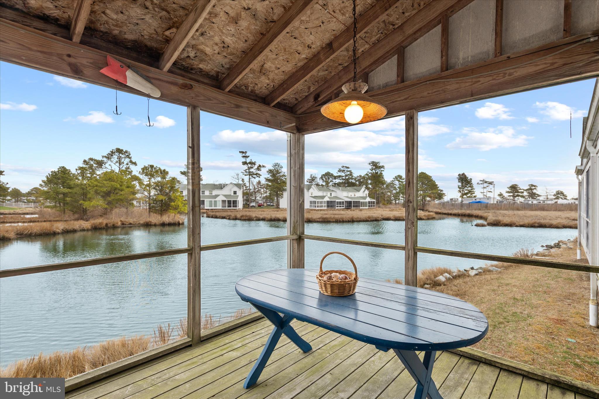 MALLARD LAKES - Residential