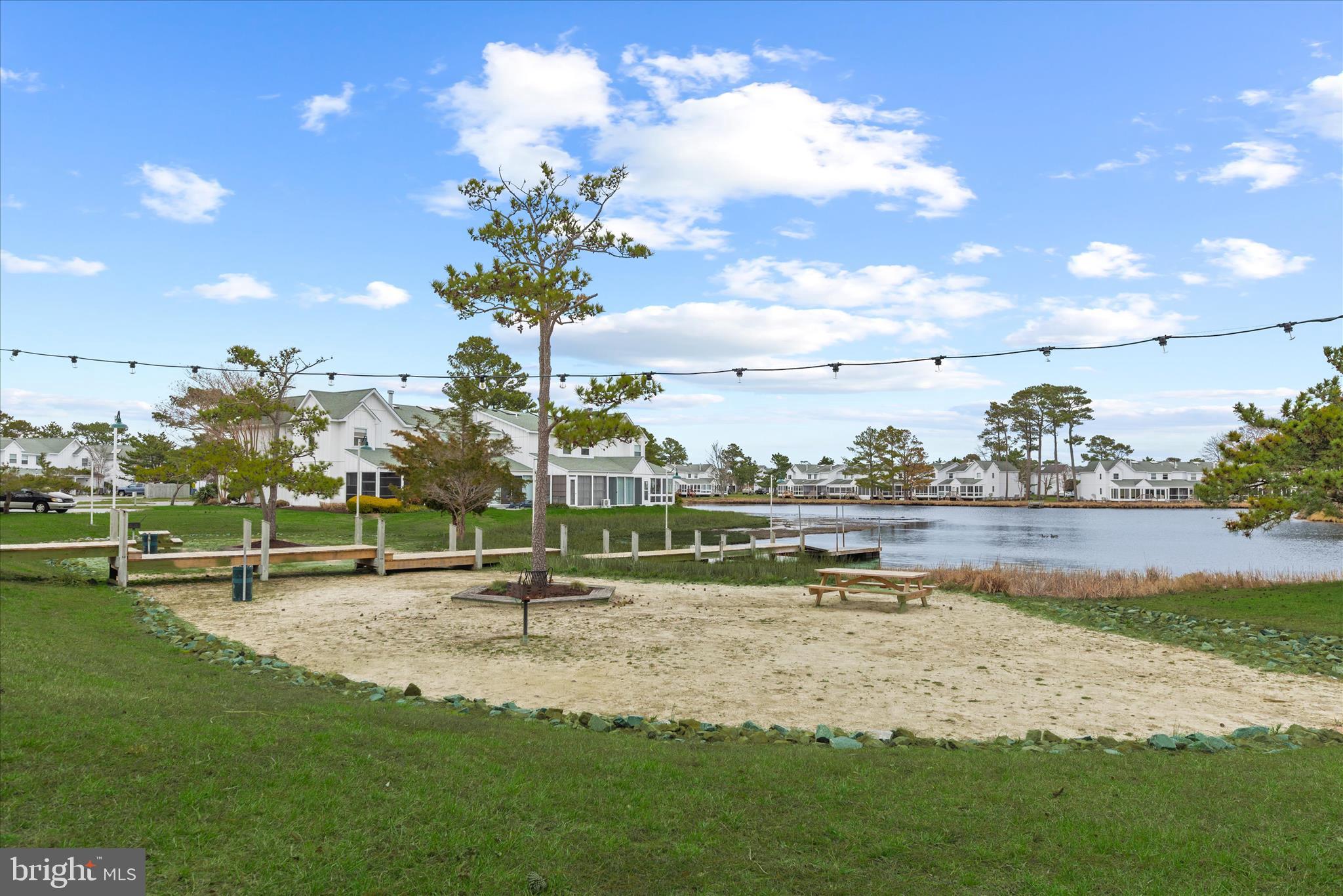 MALLARD LAKES - Residential