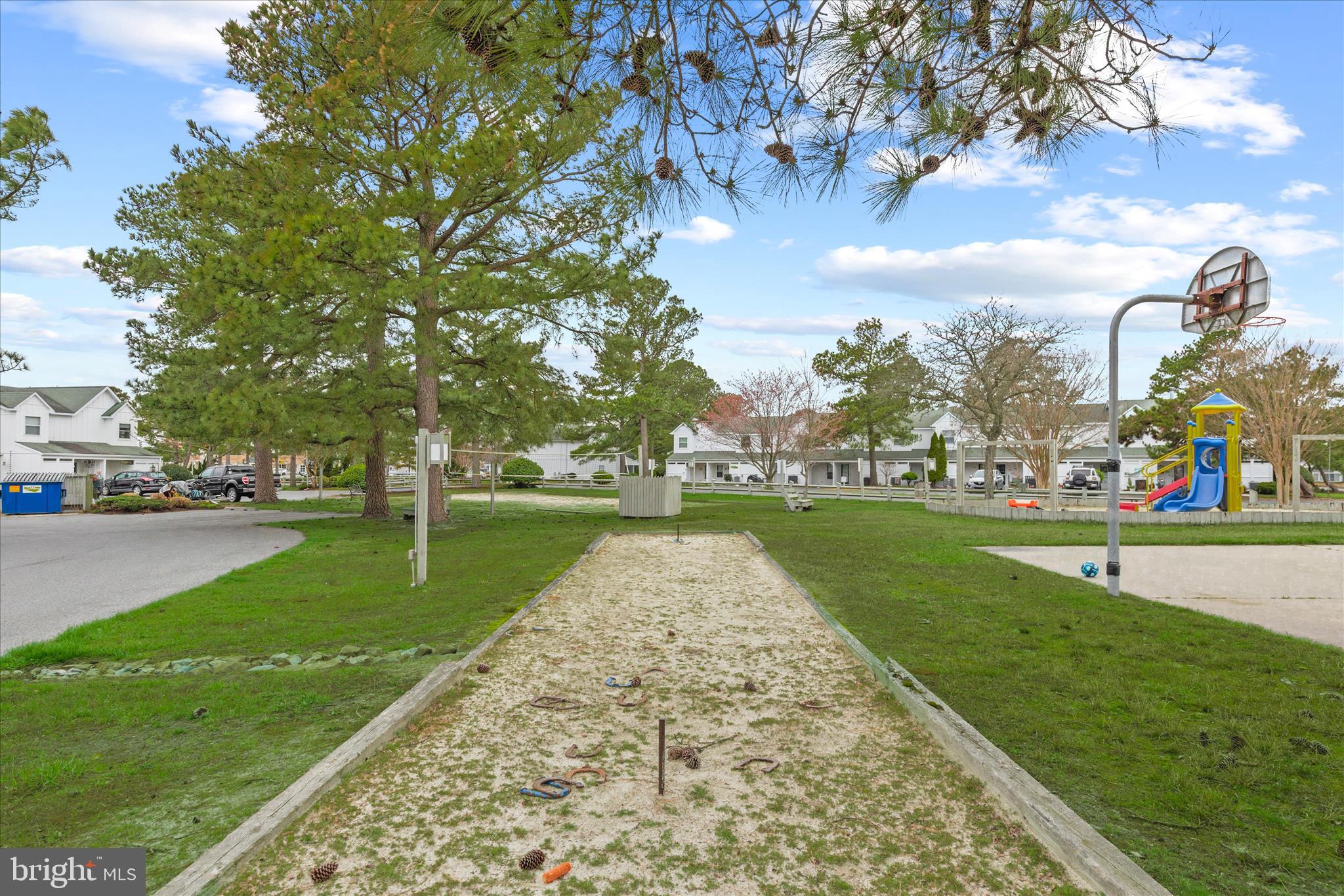 MALLARD LAKES - Residential