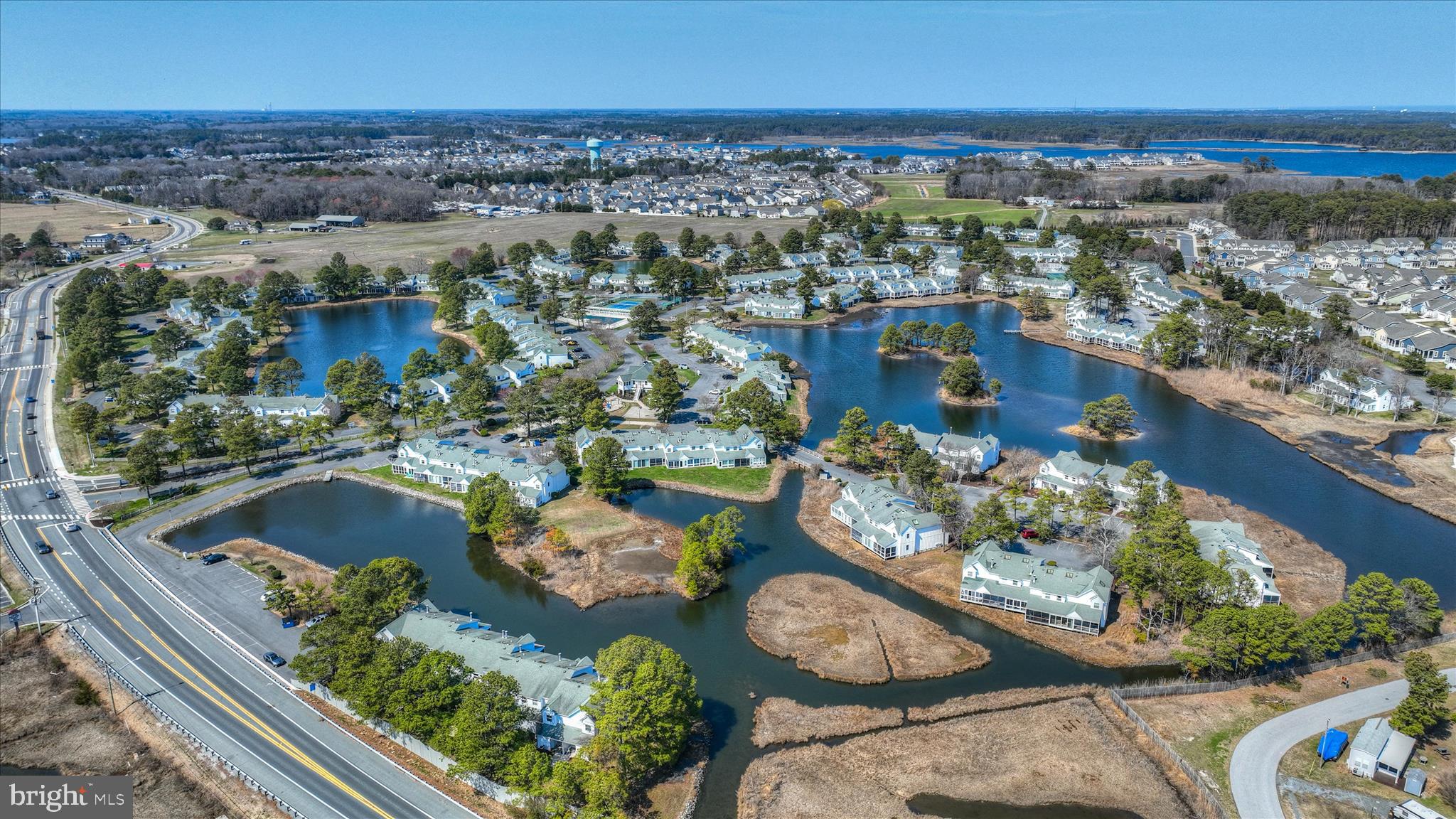 MALLARD LAKES - Residential