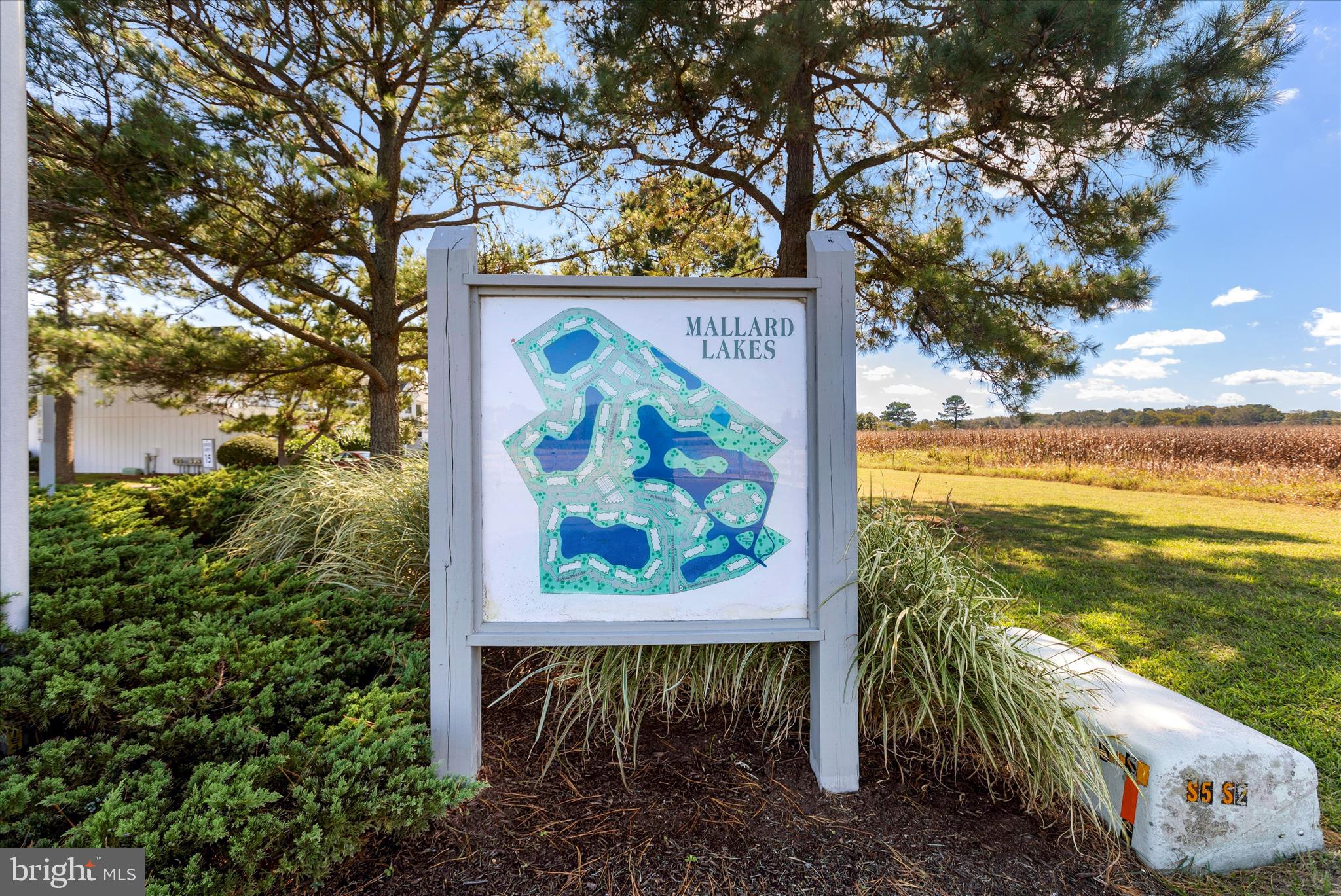 MALLARD LAKES - Residential