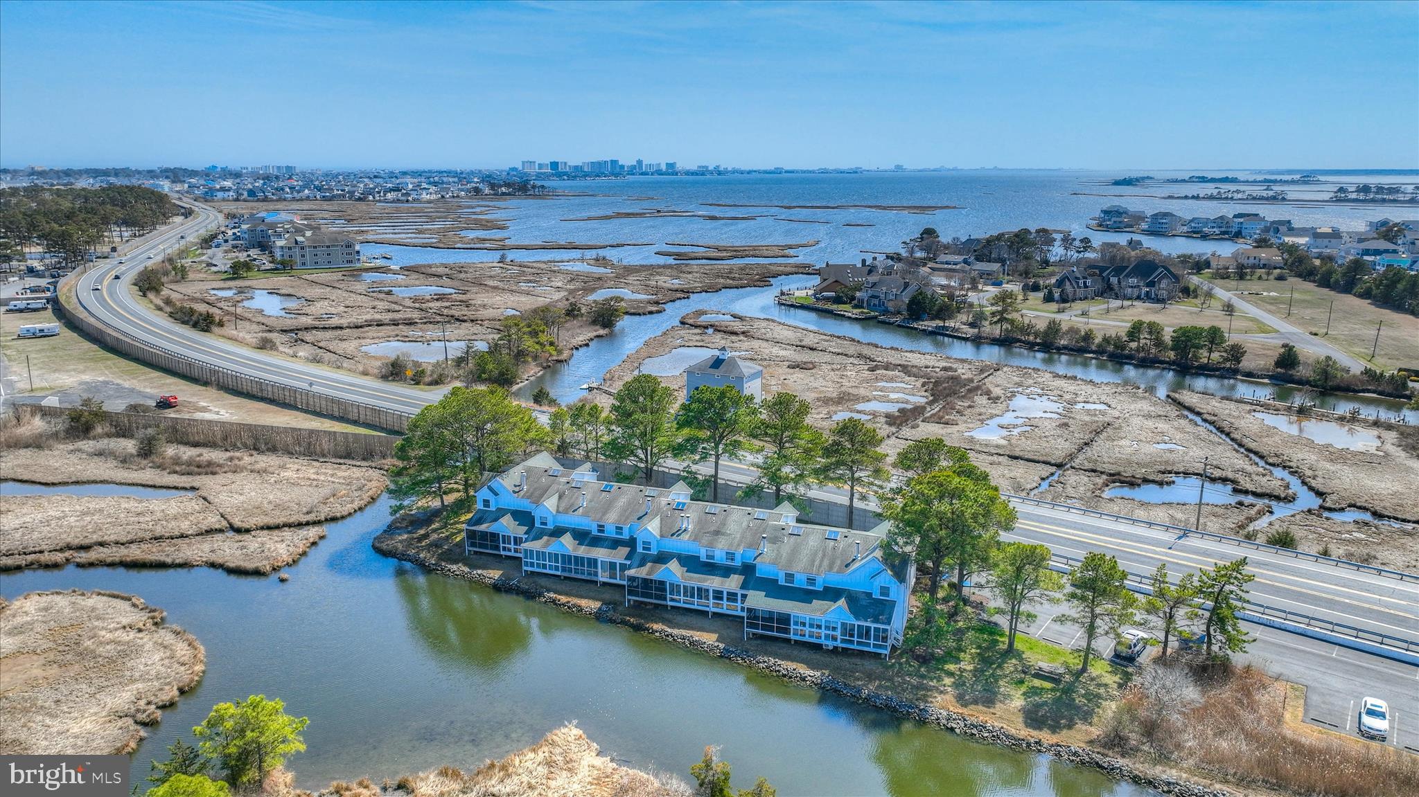 MALLARD LAKES - Residential