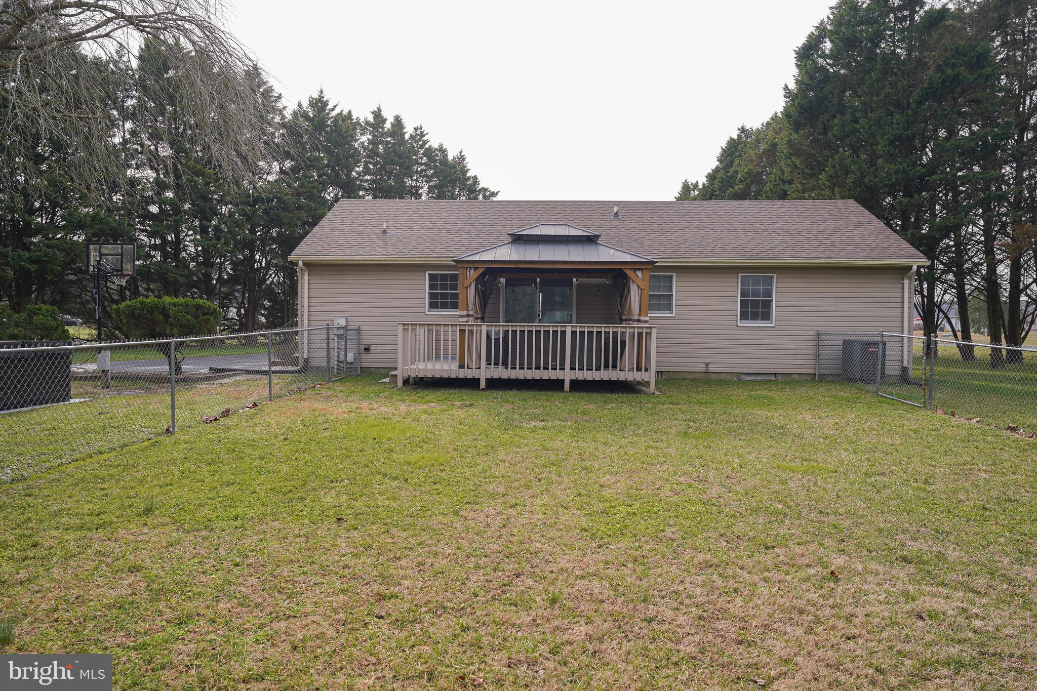 KING WILLIAMS COURT - Residential Lease