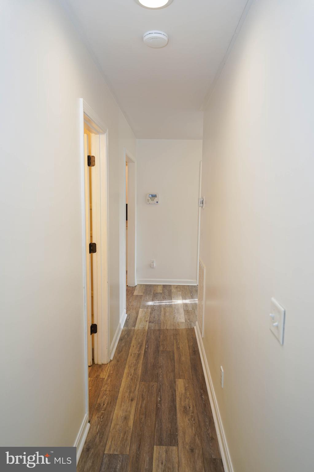 KING WILLIAMS COURT - Residential Lease