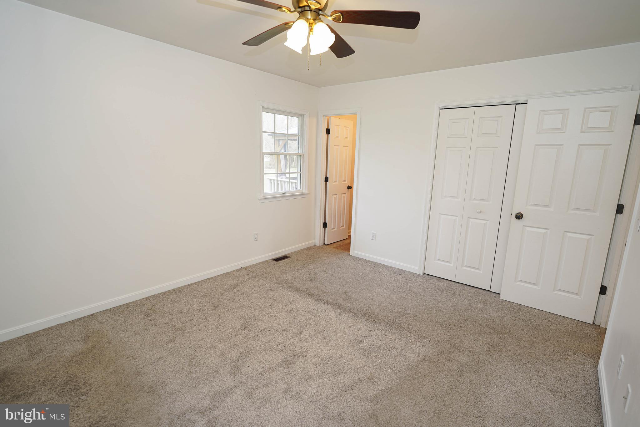 KING WILLIAMS COURT - Residential Lease