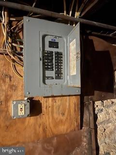 LEBANON CITY - Residential