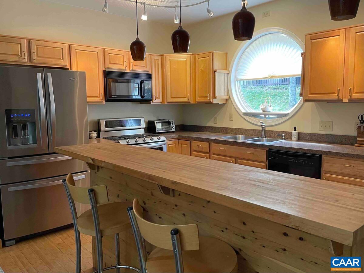 PERSIMMON HILL - Residential