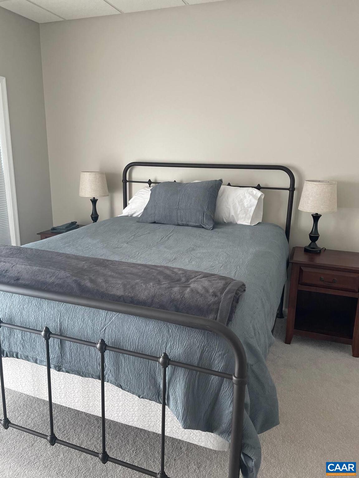 PERSIMMON HILL - Residential