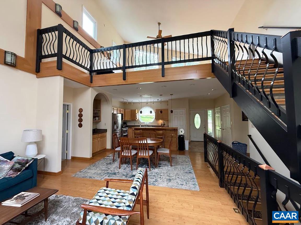 PERSIMMON HILL - Residential