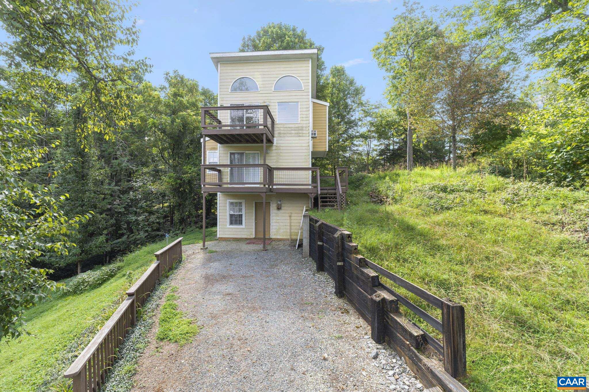 PERSIMMON HILL - Residential