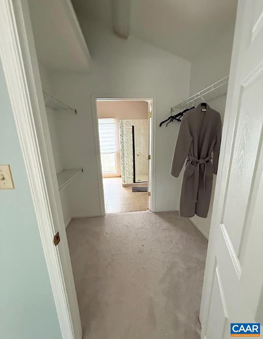 PERSIMMON HILL - Residential