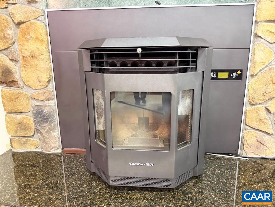 PERSIMMON HILL - Residential