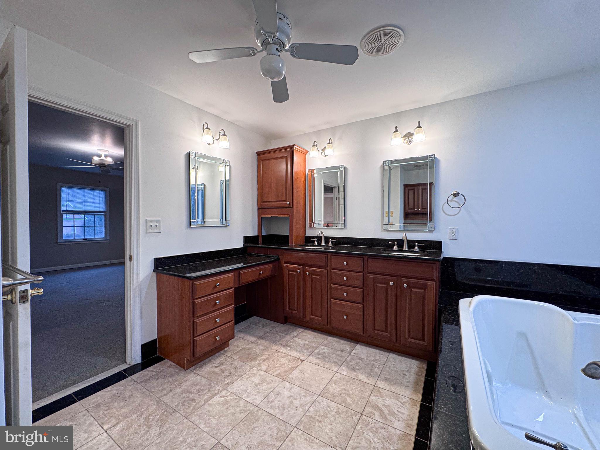 CRANBERRY WOODS - Residential