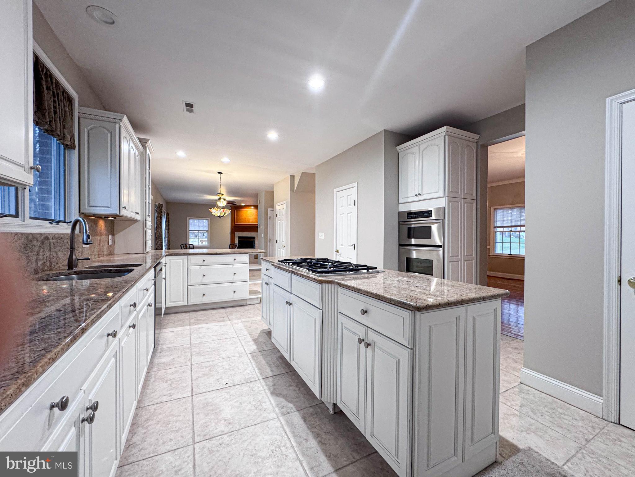 CRANBERRY WOODS - Residential