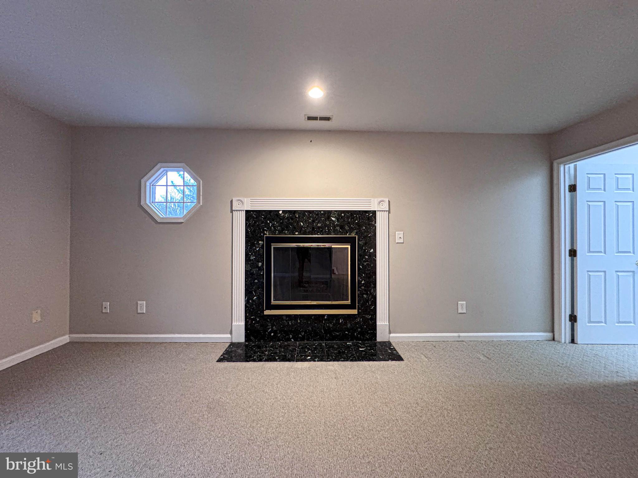 CRANBERRY WOODS - Residential