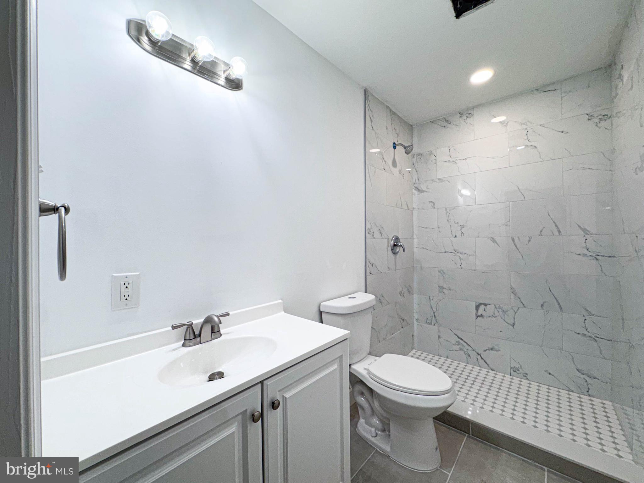 CRANBERRY WOODS - Residential