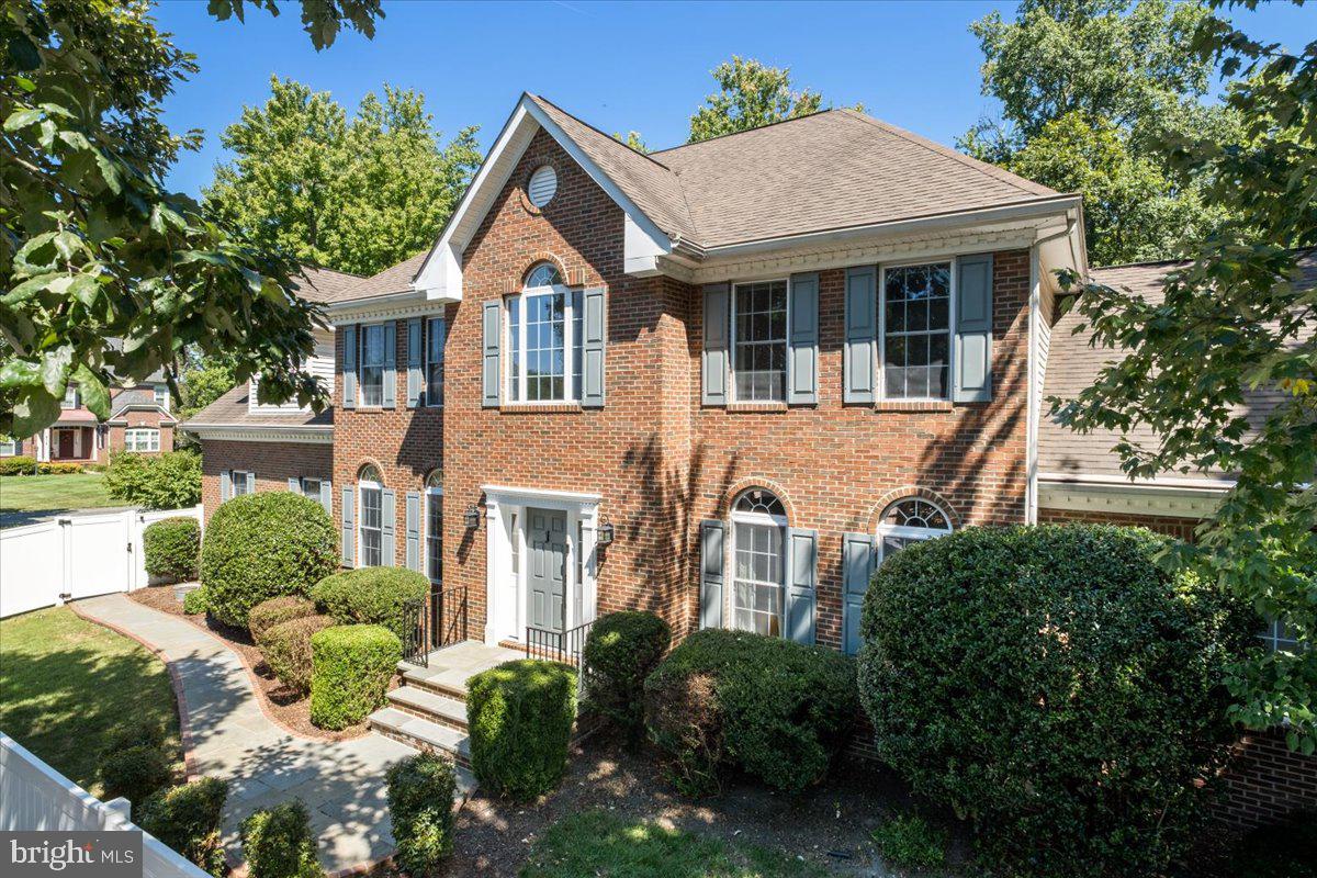 4112 FERRY LANDING ROAD
