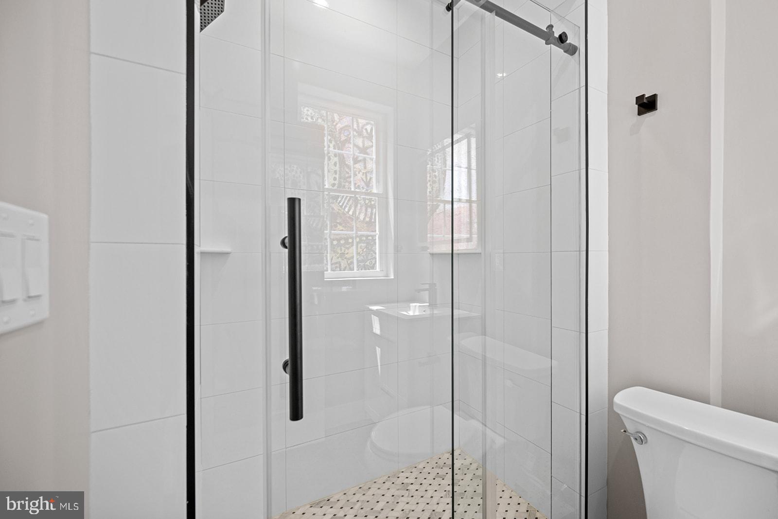 NORRIS SQUARE - Residential Lease