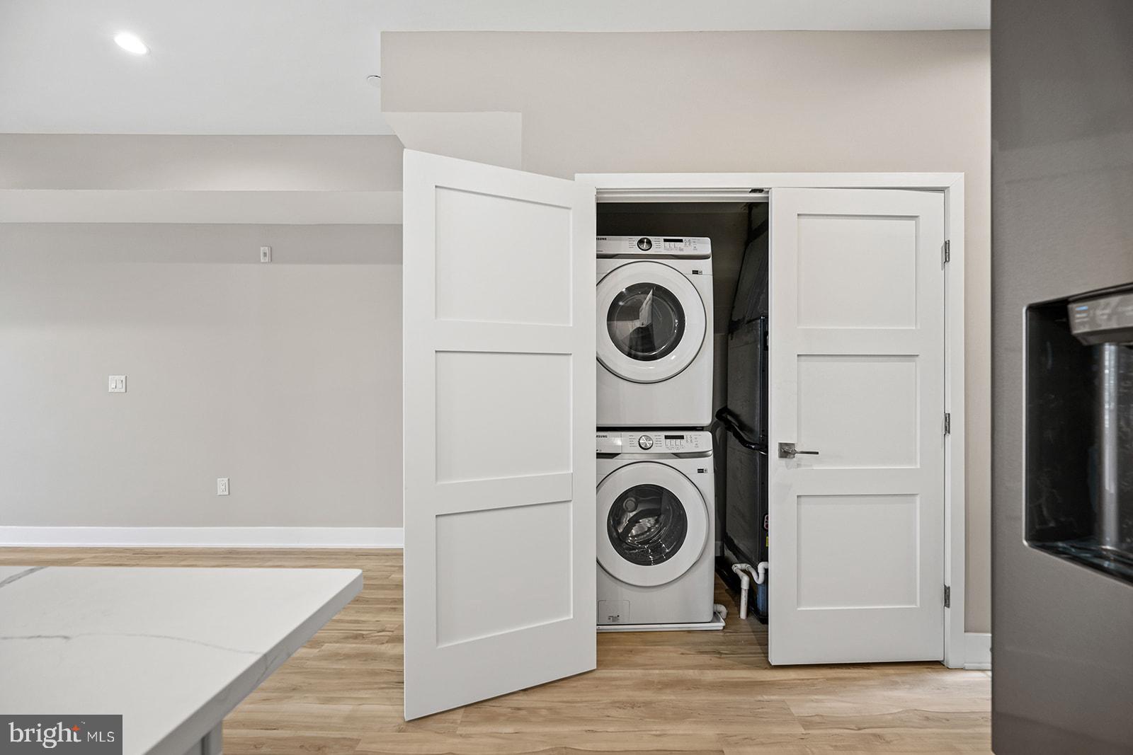 NORRIS SQUARE - Residential Lease