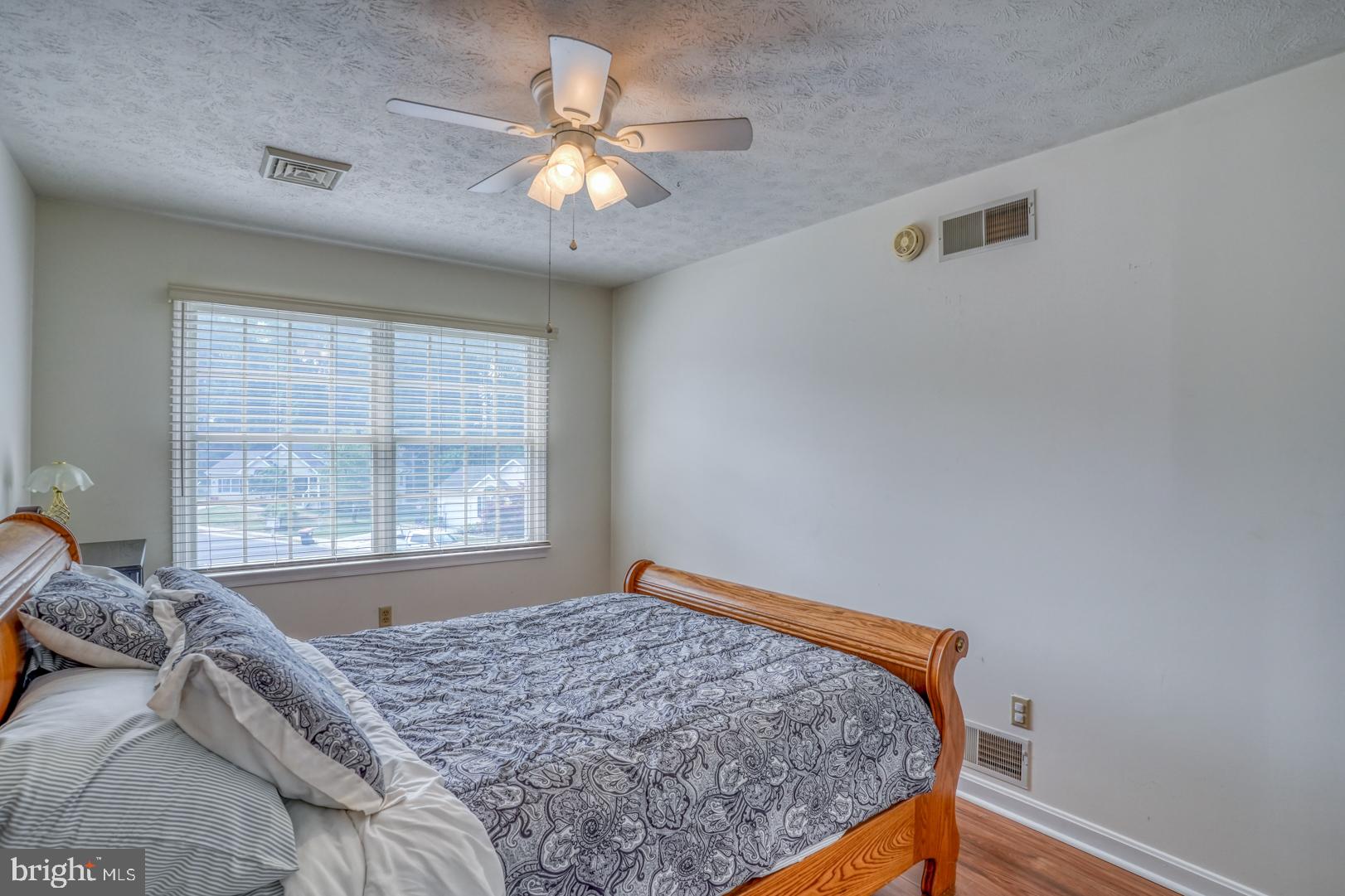 COLONIAL RIDGE - Residential