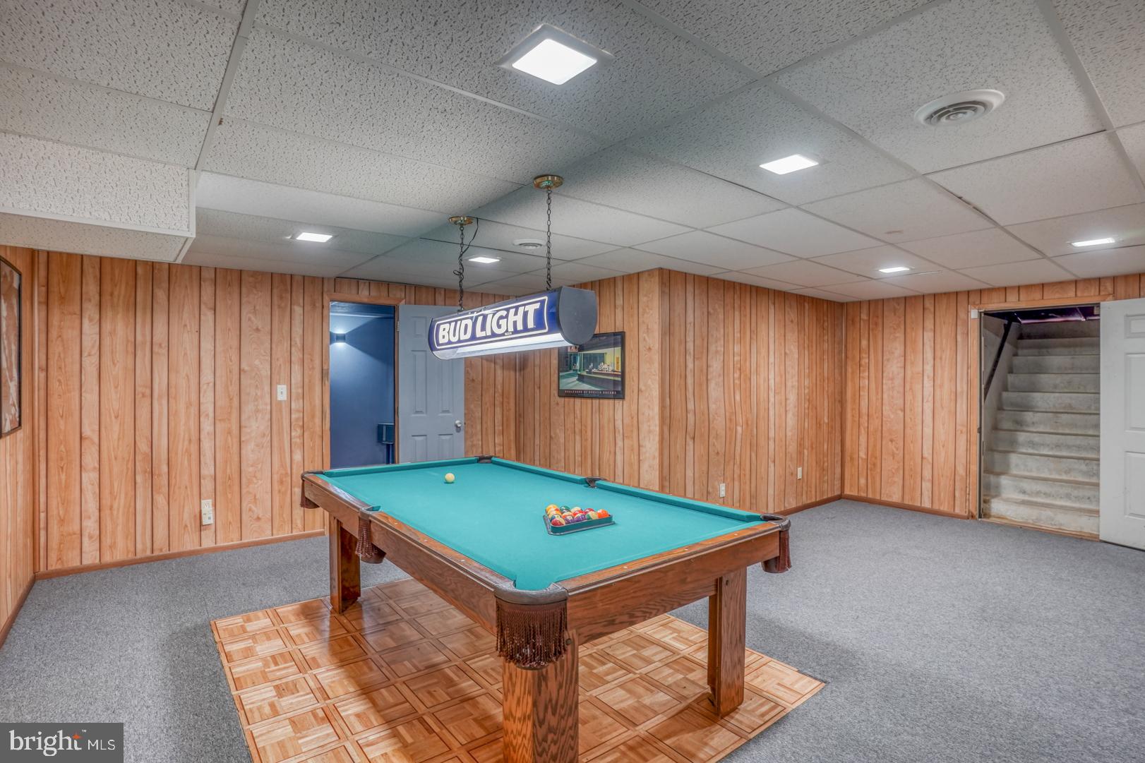 COLONIAL RIDGE - Residential