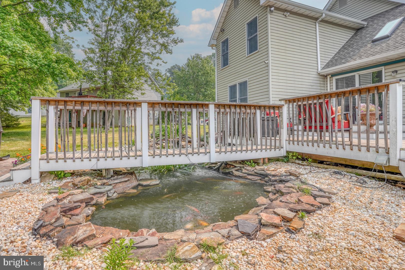 COLONIAL RIDGE - Residential