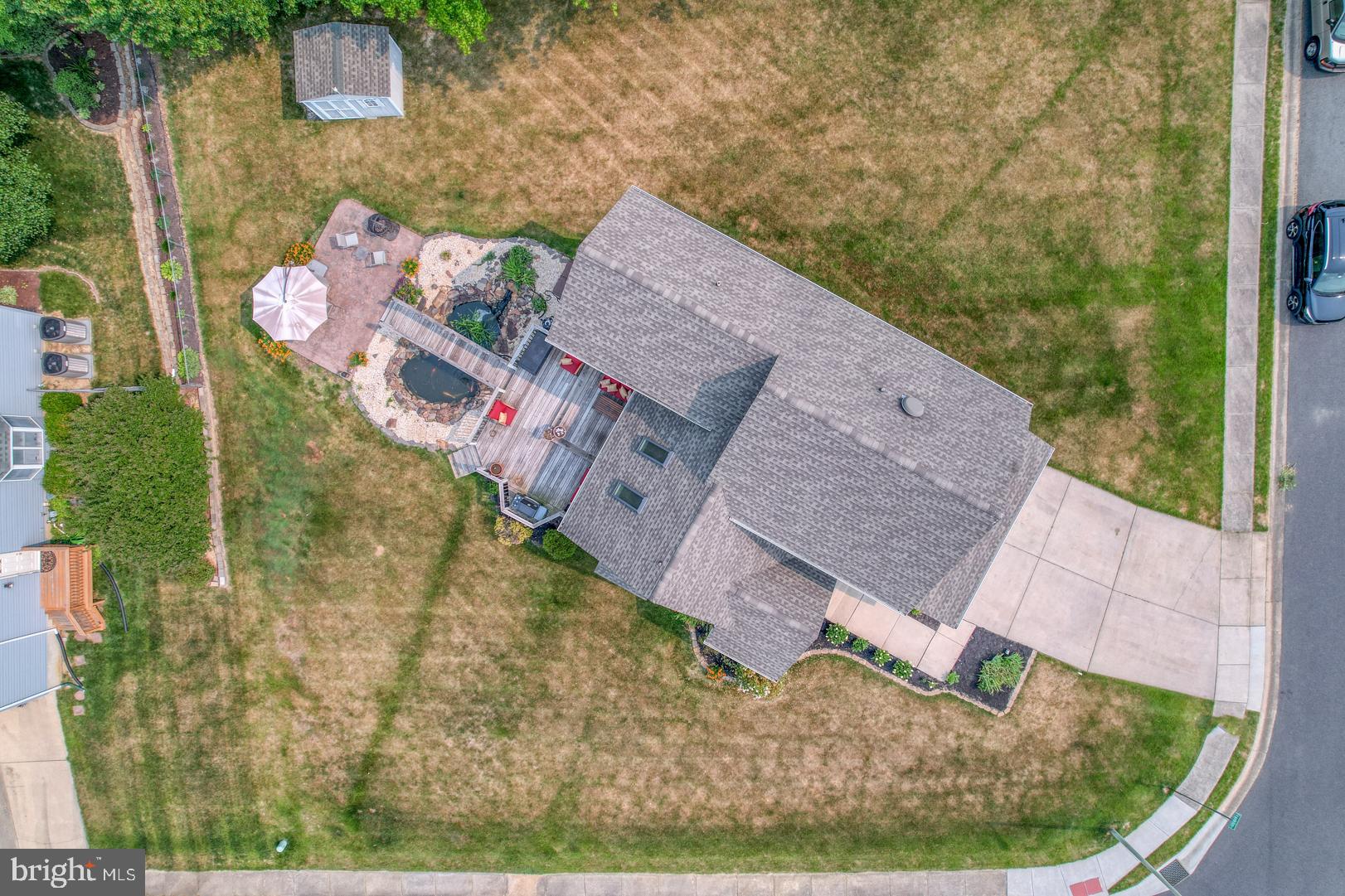 COLONIAL RIDGE - Residential