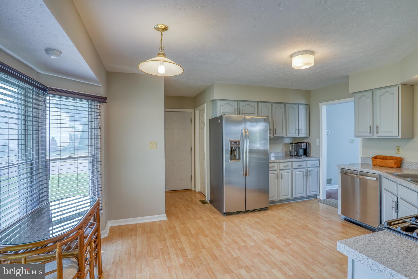 COLONIAL RIDGE - Residential