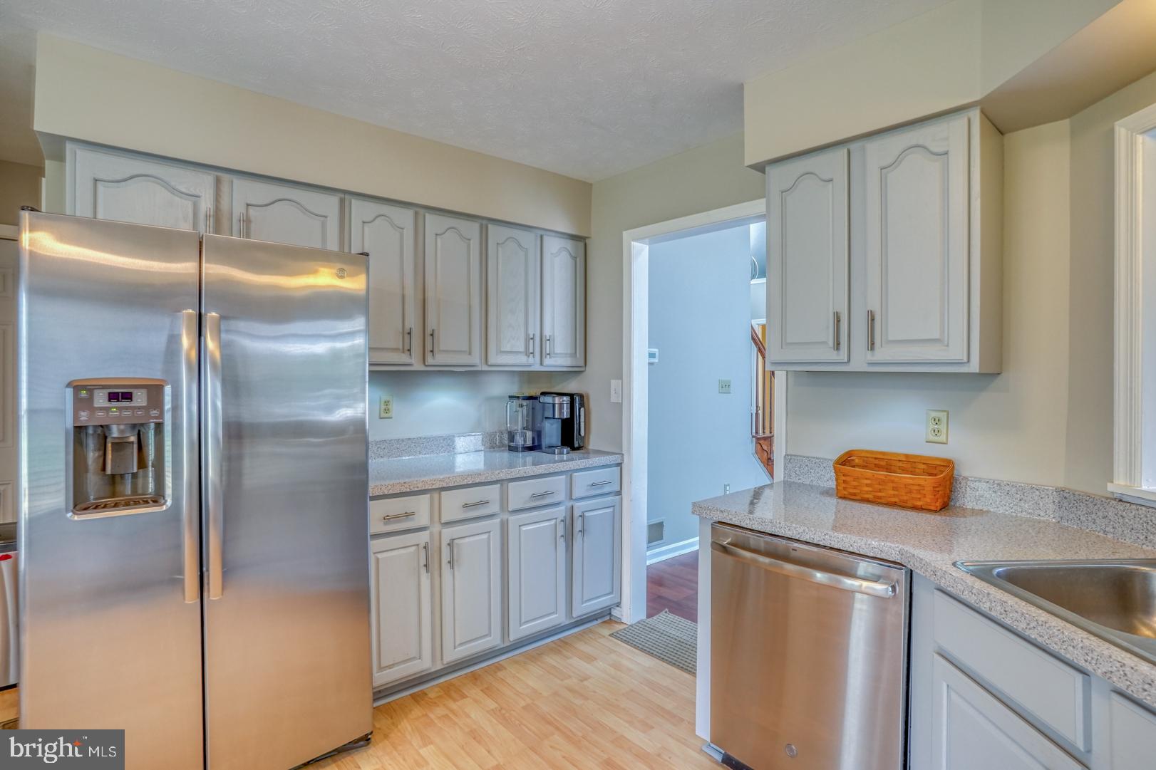 COLONIAL RIDGE - Residential