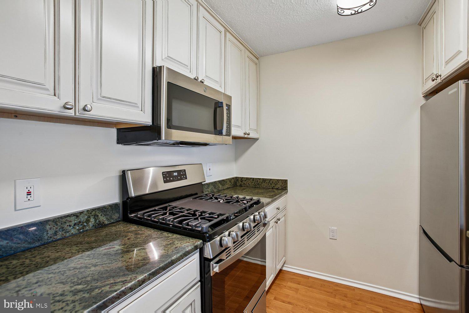 WESTMAREN CONDO - Residential