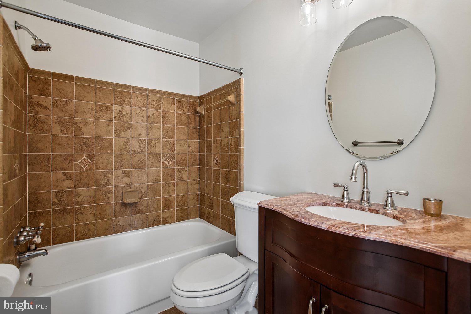 WESTMAREN CONDO - Residential