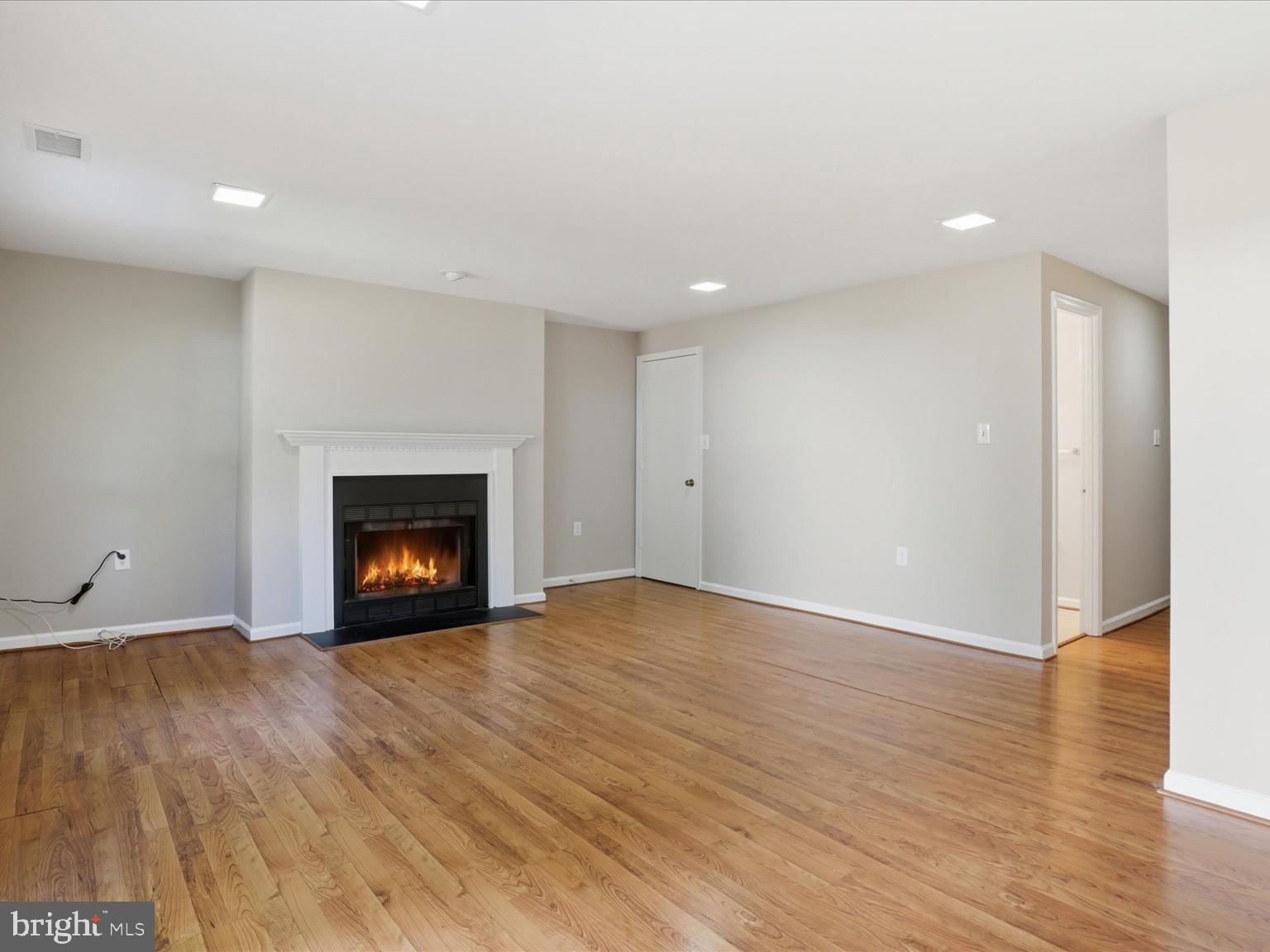 HERITAGE CROSSING - Residential