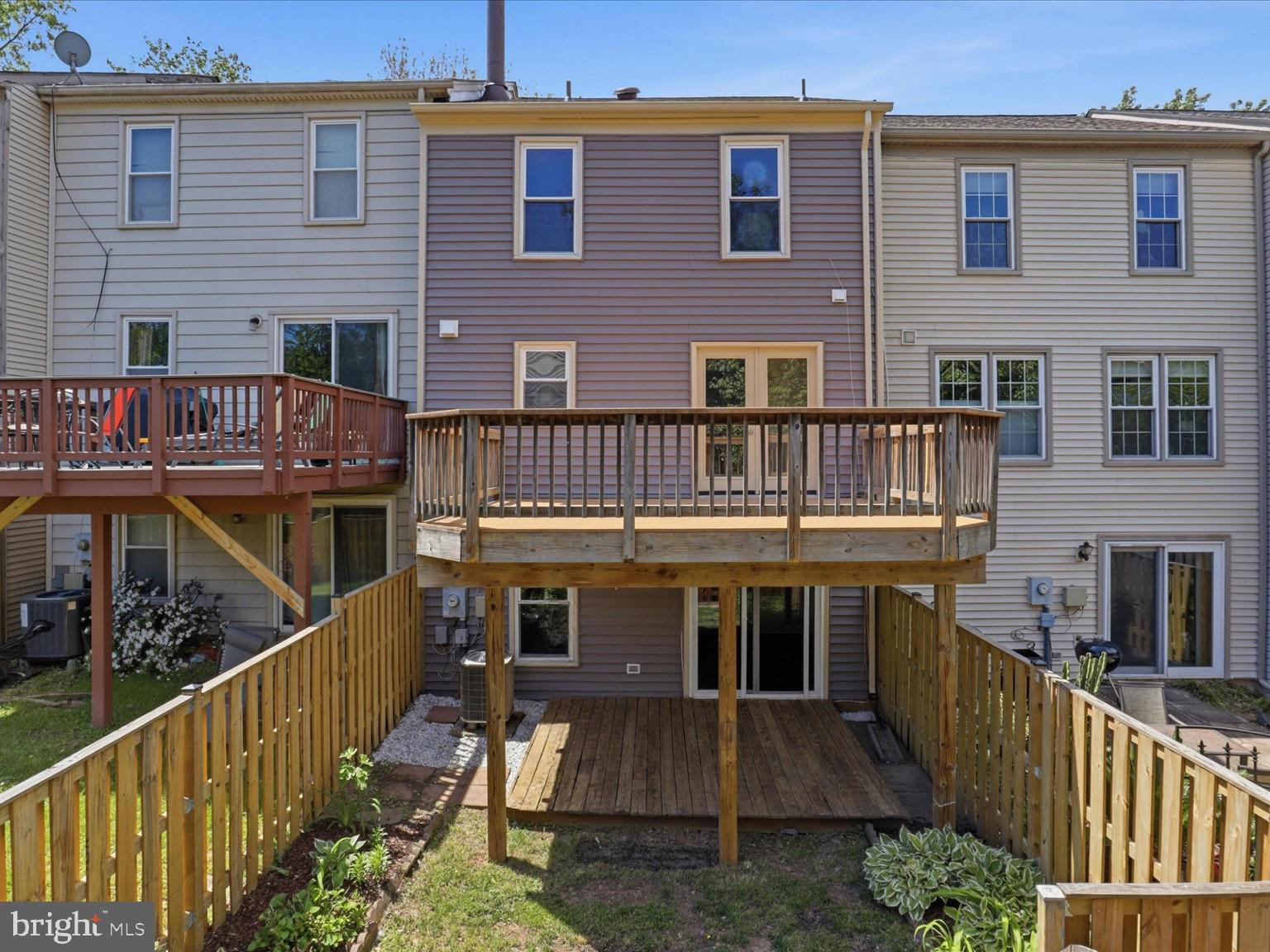 HERITAGE CROSSING - Residential