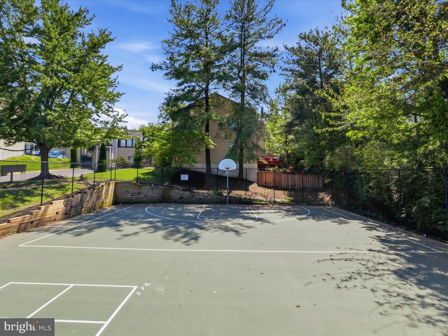 HERITAGE CROSSING - Residential