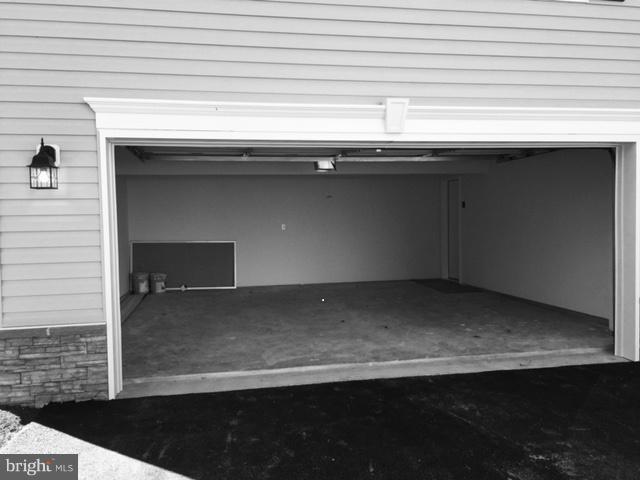 SHORELAND - Residential