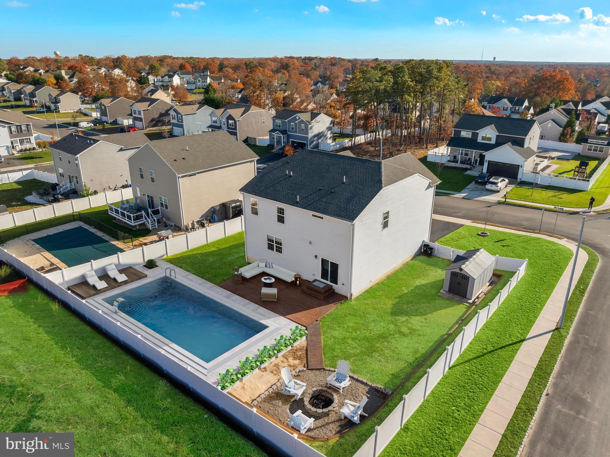 100 FAWCETT BOULEVARD