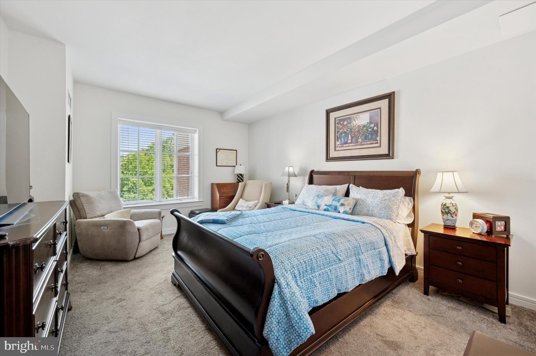 CORINTHIAN - Residential