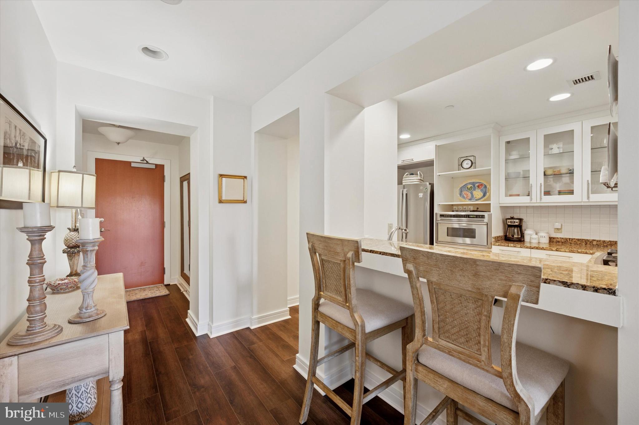 CORINTHIAN - Residential