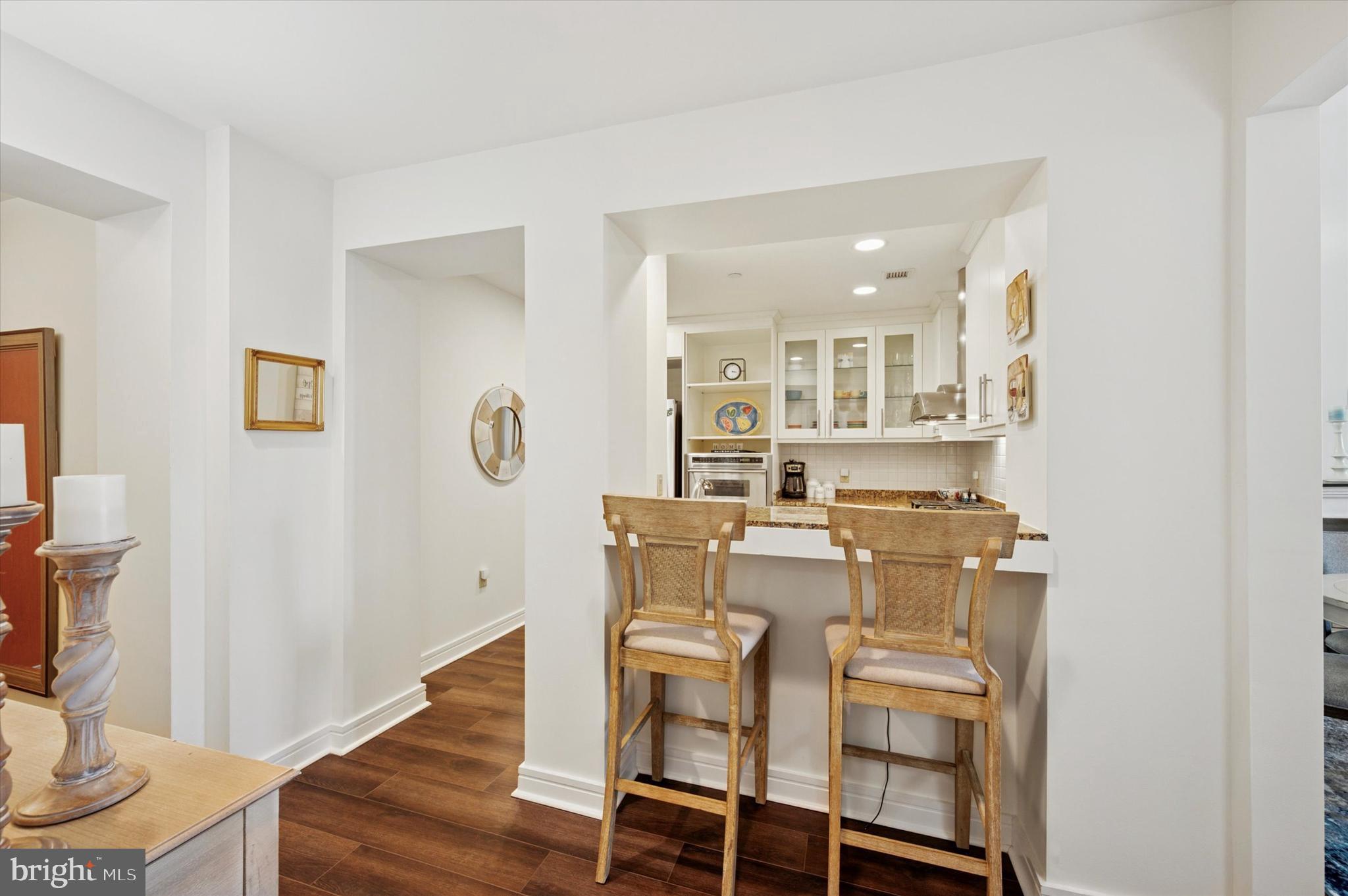 CORINTHIAN - Residential