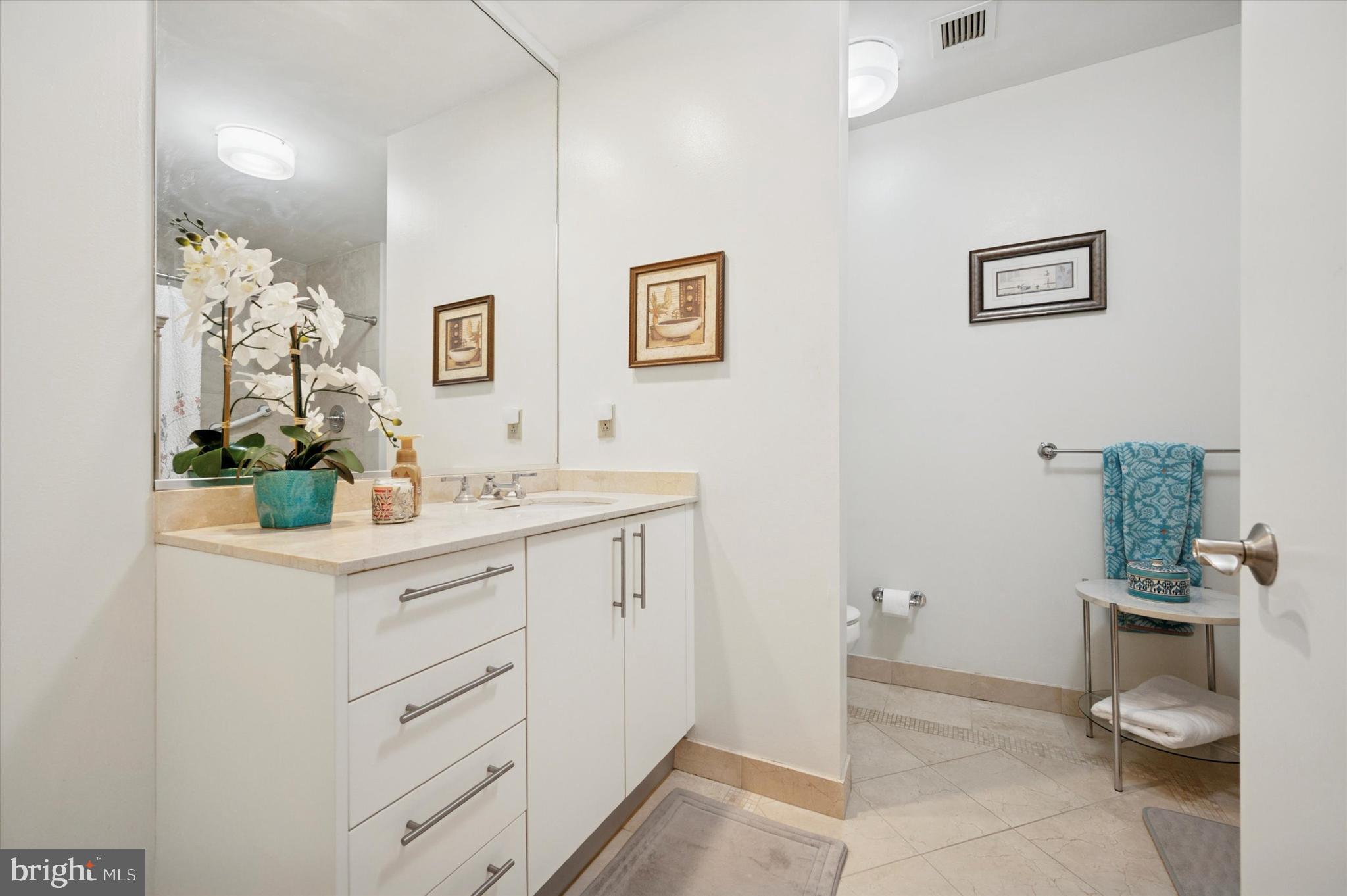 CORINTHIAN - Residential