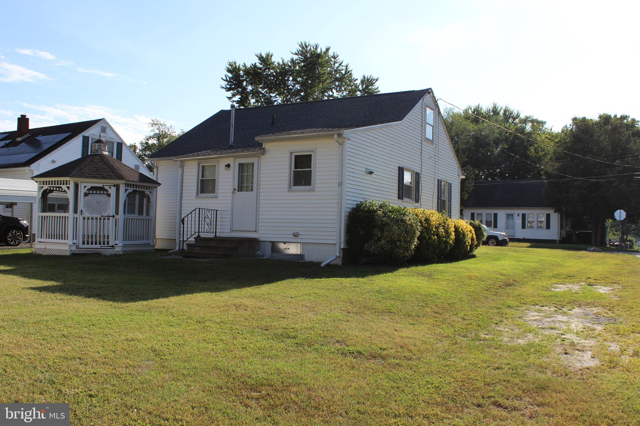 CHESAPEAKE HEIGHTS - Residential