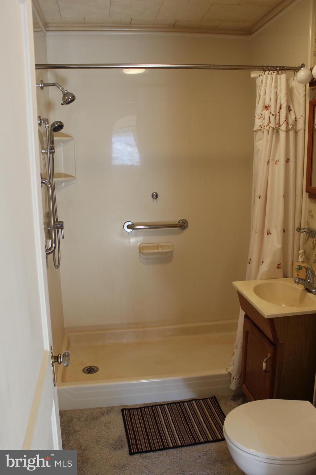 CHESAPEAKE HEIGHTS - Residential