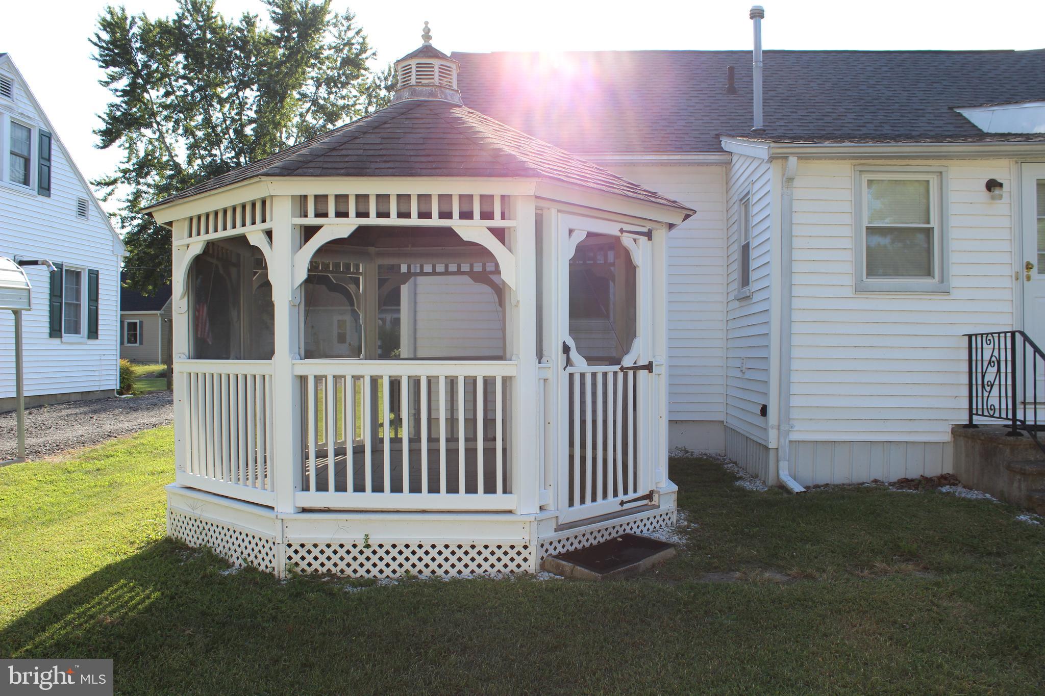 CHESAPEAKE HEIGHTS - Residential