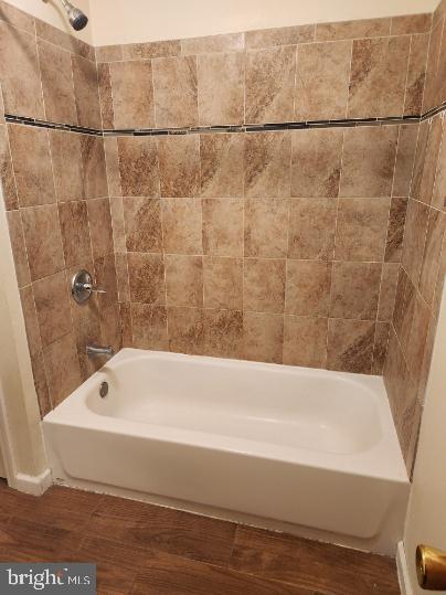 GLENWOOD FOREST - Residential Lease