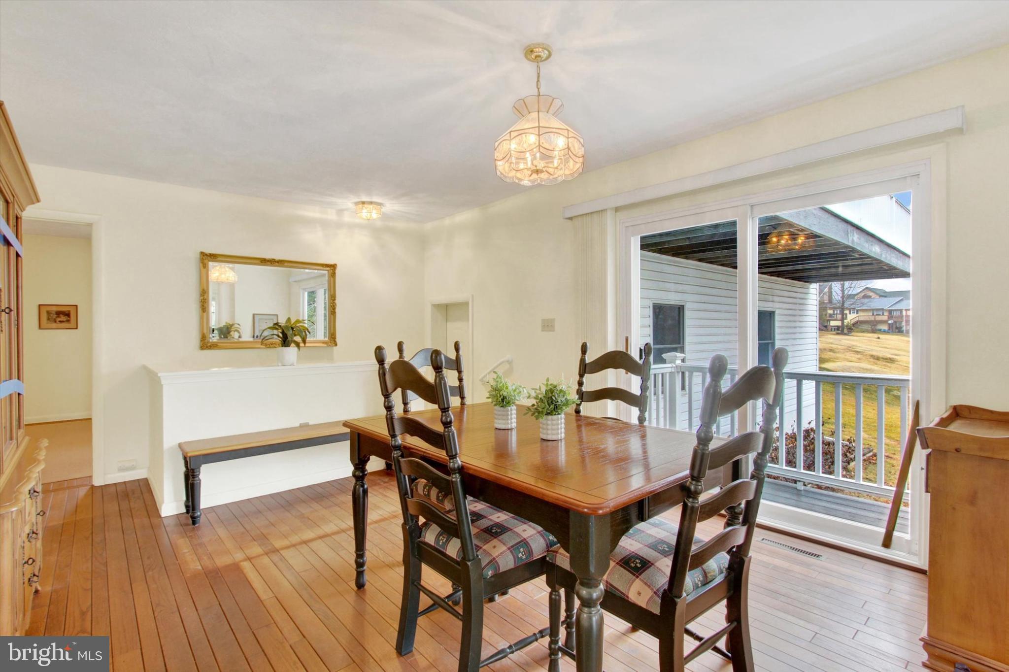 LAKE HERITAGE - Residential