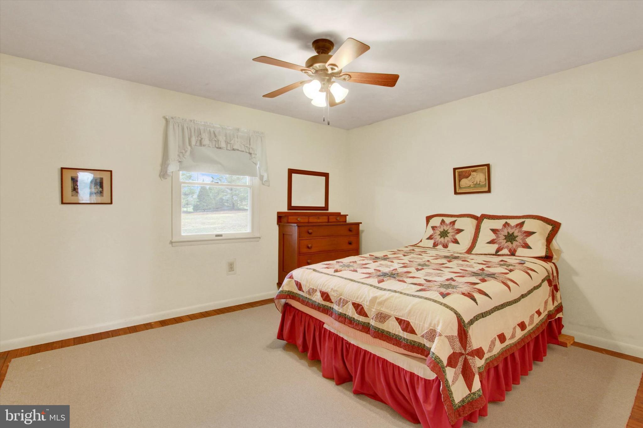 LAKE HERITAGE - Residential