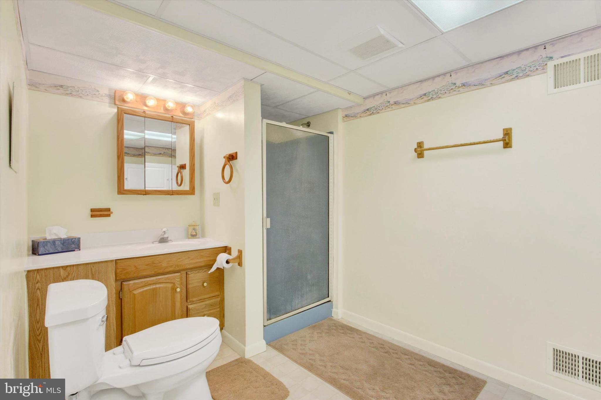 LAKE HERITAGE - Residential