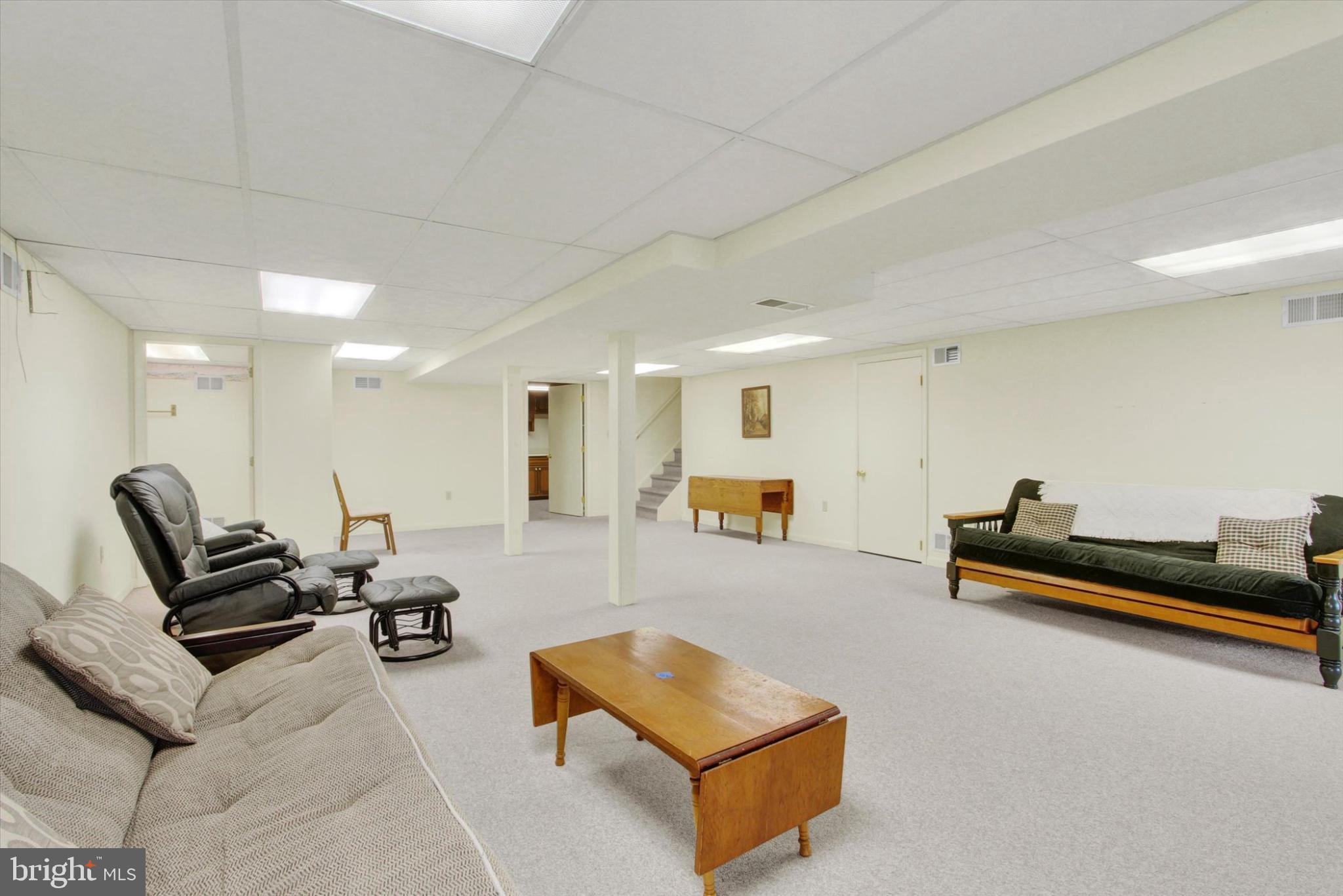 LAKE HERITAGE - Residential