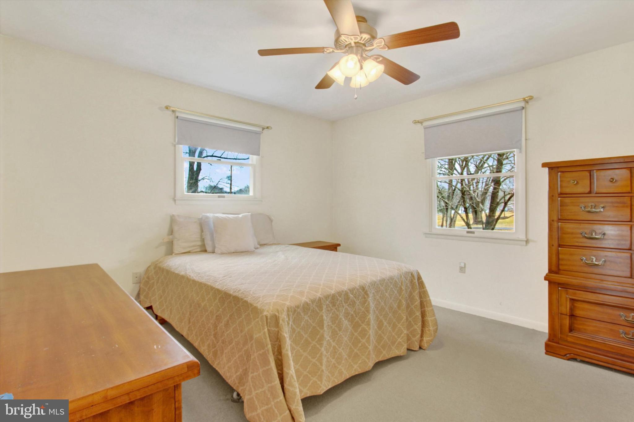 LAKE HERITAGE - Residential