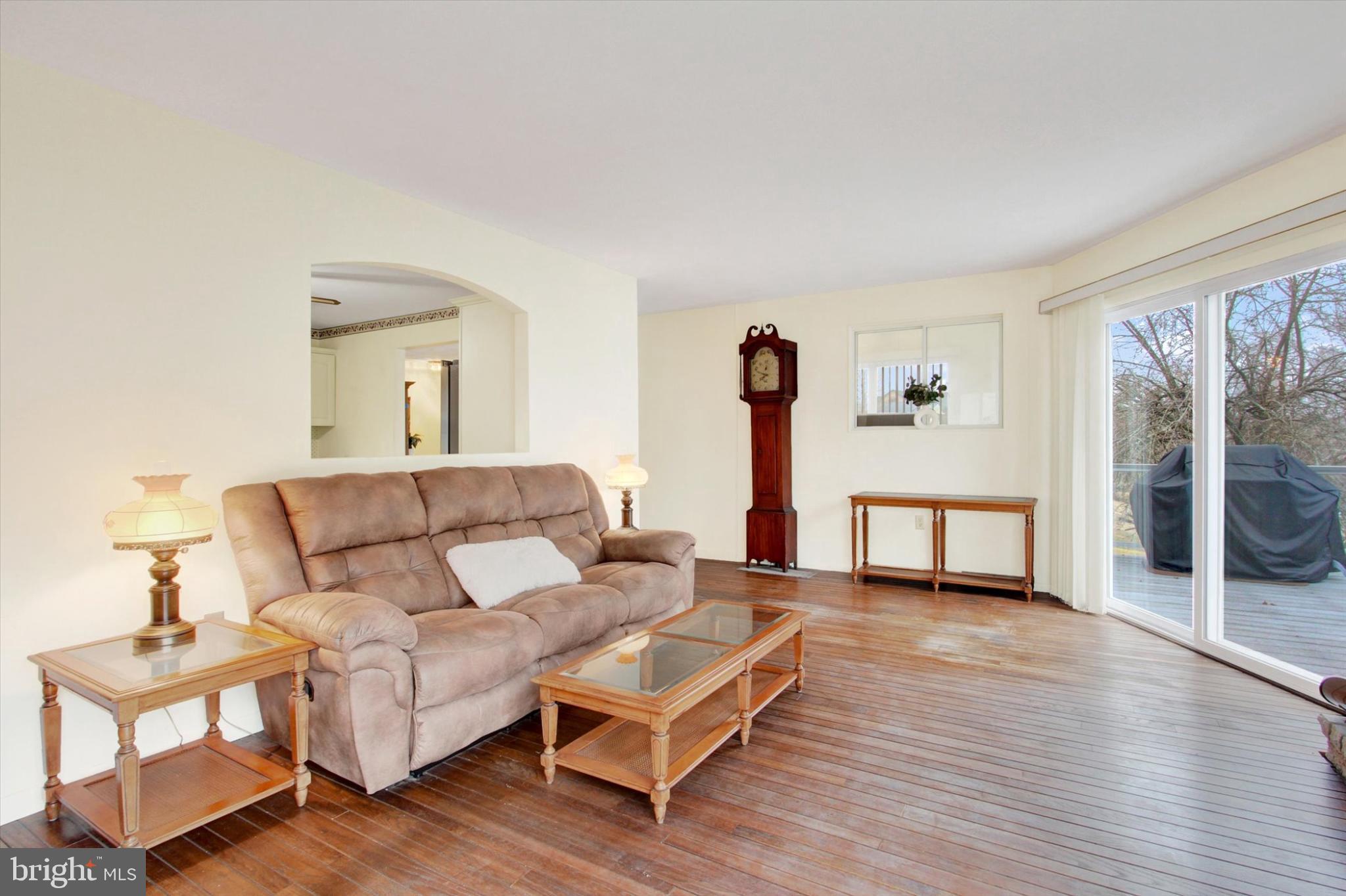 LAKE HERITAGE - Residential